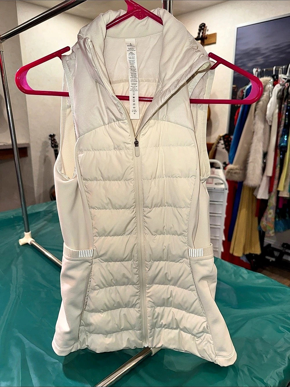 lululemon Down for It All Vest Women's Puffer Vest White Size 2